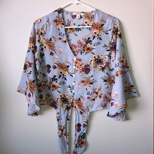 Francesca’s Floral Cropped Top S